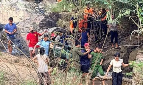 Hai nam sinh tử vong do đuối nước khi đi tắm thác