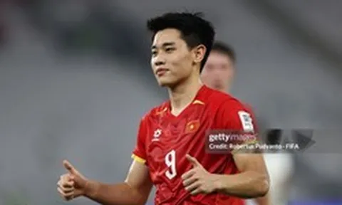Vượt qua ngôi sao nhà bầu Đức, Đình Bắc lọt top 5 "máy săn bàn" đội tuyển Việt Nam