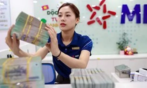 Lãi suất ngân hàng 4/10 tại Agribank, Vietcombank, BIDV, VietinBank, VPBank, MB, Techcombank, Sacombank, HDBank,...