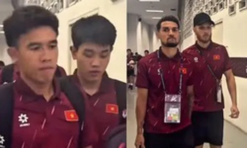 Đình Bắc buồn bã ra về sau trận thua của ĐT Việt Nam