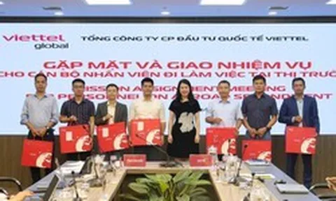 32 cán bộ Viettel được điều động đi nửa vòng trái đất triển khai dự án 560 triệu USD trong 20 năm