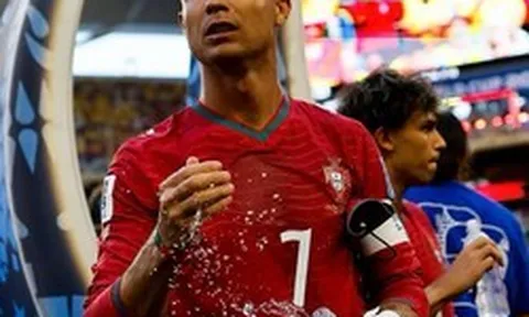 Án phạt dành cho Ronaldo