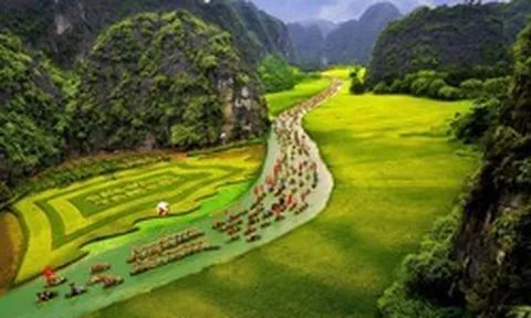 Tỉnh đầu tiên và duy nhất của Việt Nam sở hữu di sản kép được UNESCO ghi danh: 9 tháng đầu năm hút 20,9 triệu khách, doanh thu hơn 21.900 tỷ đồng