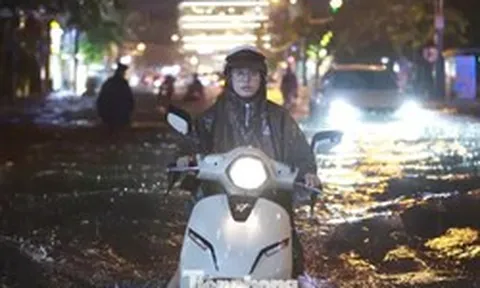 Sở Xây dựng TPHCM nói gì về hàng loạt điểm ngập sau mưa lớn, triều cường?