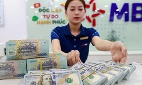 Lãi suất ngân hàng 8/10 tại Agribank, Vietcombank, BIDV, VietinBank, VPBank, MB, Techcombank, Sacombank, HDBank,...