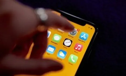 Mã độc nhắm tới người dùng iPhone, có thể âm thầm truy cập ảnh và mật khẩu