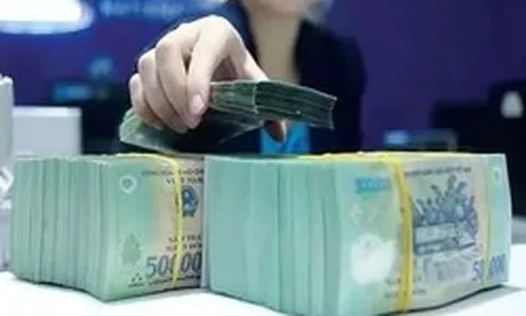 Trái phiếu Chính phủ hút gần 300.000 tỷ đồng, kỳ hạn 10 năm đắt hàng