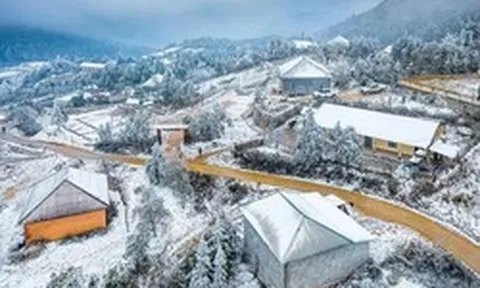 Phát hiện đỉnh núi cao 2.860 m ở Việt Nam, từng lạnh -5°C, mùa đông băng phủ trắng đẹp như trời Âu