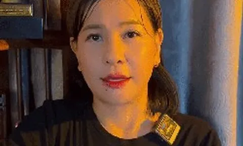 Cát Phượng lên tiếng khi bị chất vấn "đã có thành tựu chưa" mà mở lớp dạy diễn xuất?