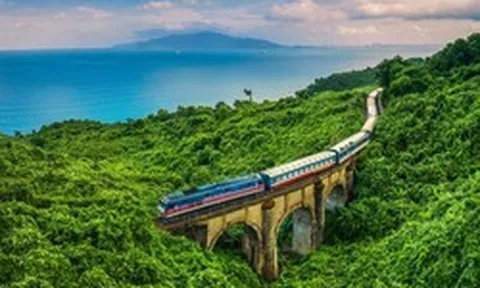 Việt Nam vừa hoàn thành nâng cấp 32 toa tàu, phục vụ chuyến chạy 411 km xuyên 4 tỉnh trong ~8 tiếng: Hiện đại như ở Nhật Bản, Italia, giá vé chỉ từ vài trăm nghìn đồng