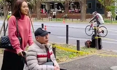 Vợ NSND Công Lý kể khoảnh khắc chồng ngã xuống, hoảng loạn gọi mẹ: "Anh Lý bị làm sao ấy!"