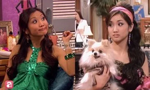 Mỹ nhân gốc Việt "không thể đóng vai nghèo": Tiểu thư London Tipton và tủ đồ chưa từng mặc trùng