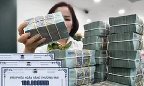 Trái phiếu 'nóng' giữa lúc lãi suất ngân hàng ì ạch 'hạ nhiệt'