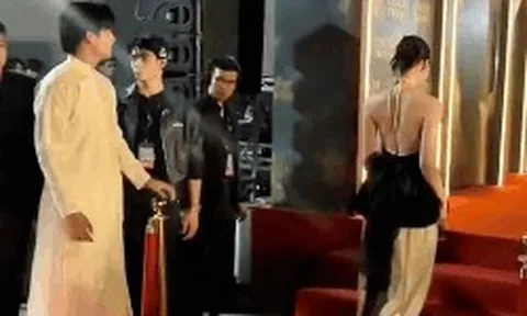 Cặp đôi Hoa hậu - diễn viên Vbiz tái hợp trên thảm đỏ, đẹp đôi cỡ này bảo sao bị đồn hẹn hò suốt 2 năm