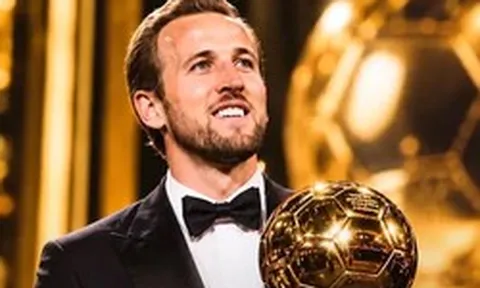 Harry Kane vượt mặt Mbappe và Yamal, giành Quả bóng Vàng 2026
