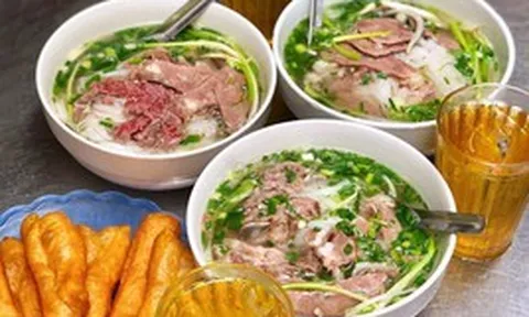 Lời khuyên đến những ai hay ăn sáng muộn