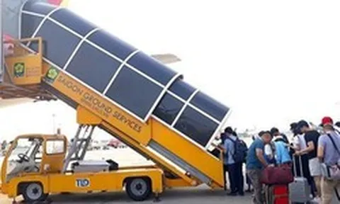 Mất khách Vietjet, công ty dịch vụ hàng không được bù đắp bởi Sun Phú Quốc Airways: Lãi quý 3 tăng hơn 100%, thu hồi được nợ từ Bamboo Airways