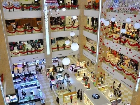 Chân dung "đại gia" Bảo Quân vừa thành chủ toà nhà biểu tượng tại tuyến đường "đẹp nhất Việt Nam"