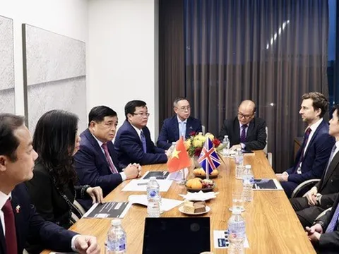 Tăng cường hợp tác với doanh nghiệp Anh về fintech, xác thực danh tính sinh trắc học và thiết kế công trình