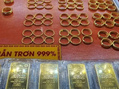 Diễn biến mới sau hơn 2 tuần áp dụng quy định mua bán vàng trên 20 triệu phải chuyển khoản