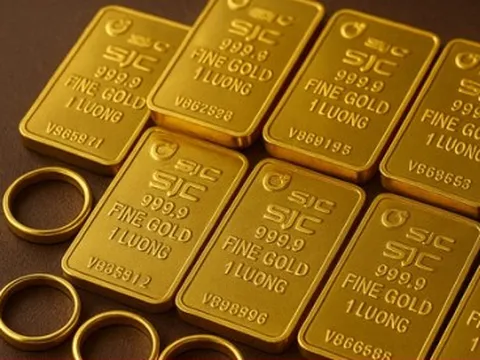 Giá vàng vẫn trong chu kỳ điều chỉnh mạnh, nhà đầu tư không nên 'lướt sóng'