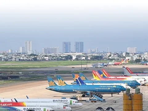 Bộ Xây dựng sẽ quyết định giá tối đa vé máy bay nội địa hạng phổ thông