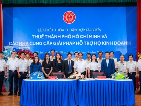 ACB ký kết hợp tác với Thuế TP.HCM, tiên phong hỗ trợ hộ kinh doanh chuyển đổi trước Quyết định 3389/QĐ-BTC