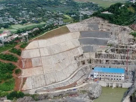 Hòa lưới thành công tổ máy số 2 Dự án nhà máy thủy điện Hòa Bình mở rộng