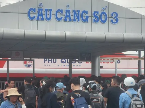 Lý do các hãng tàu cao tốc ra Phú Quốc đua nhau giảm giá