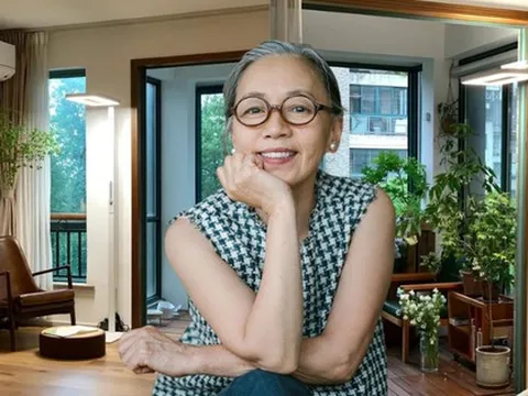 Trống nhưng không hề đơn điệu: Ngôi nhà của phụ nữ 50 tuổi chứng minh tối giản cũng có thể sang tới mức này