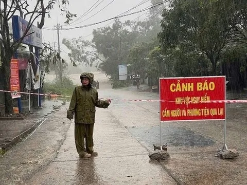 Mưa lớn ở Đắk Lắk: Nhiều nơi sạt lở, hàng trăm hộ bị cô lập