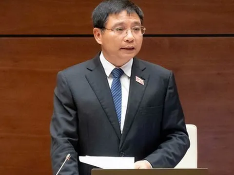 Người dân bị ép mua bảo hiểm khi vay vốn, Bộ trưởng Bộ Tài chính nói gì?