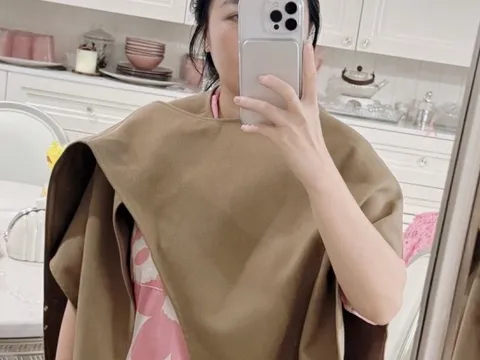 Bức ảnh khiến một người "lệ rơi", vạn người bàn tán