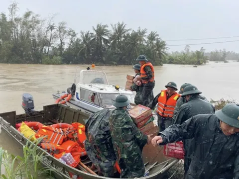 Đẩy mạnh dự trữ nhu yếu phẩm cho khu vực bị cô lập