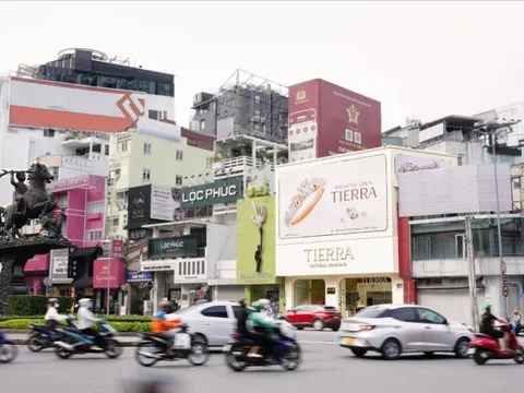 Tierra Diamond: Từ boutique cao cấp đến chuỗi cửa hàng chiến lược ở hai trung tâm