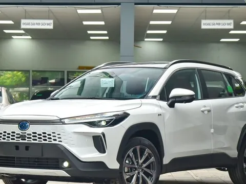 Xe hybird tăng lợi thế trên thị trường nhờ ưu đãi thuế