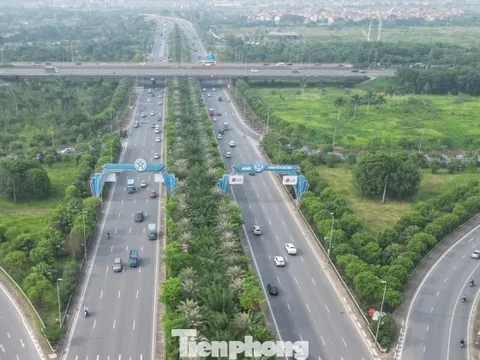 Từ 25/11, cấm xe tải, xe khách lưu thông ở làn 1 trục Nhật Tân - Nội Bài