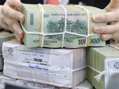 Động thái lạ của các “ông lớn” ngân hàng giữa làn sóng tăng lãi suất tiền gửi