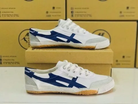 UBND Hà Nội muốn thoái vốn, cổ phiếu hãng giày từng "vang bóng một thời" trên sàn có biến