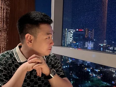 Diện mạo bất ngờ của thiếu gia Sài thành sau 1 năm ly hôn