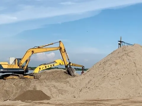 Hà Nội siết chặt quản lý bến bãi, chặn vi phạm tập kết vật liệu xây dựng