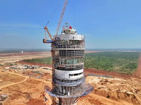 Cận cảnh 'búp sen thép' 3.500 tỷ đồng ở sân bay Long Thành đang tăng tốc về đích