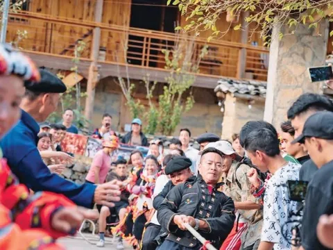 Ngôi làng 'đi bằng internet' lên bản đồ du lịch thế giới