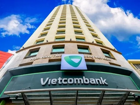 Lãi suất tiết kiệm ngân hàng Vietcombank mới nhất tháng 12/2025: Áp dụng ưu đãi hấp dẫn cho người gửi tiền