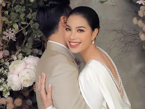 Câu trả lời cho tin đồn Phạm Hương trục trặc với chồng đại gia ở Mỹ