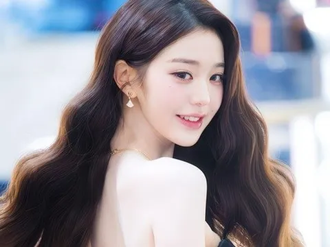 Cú xoay "ăn tiền" của công chúa Kpop