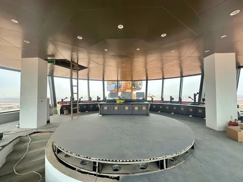 Tăng tốc lắp thiết bị trong tháp không lưu Long Thành, đón chuyến bay đầu tiên