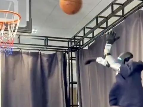 Giống người thật, biết chơi bóng rổ như vận động viên chuyên nghiệp - ngày robot của Trung Quốc thay thế người thật không còn xa