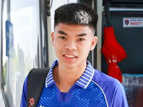 Phỏng vấn sao trẻ U22 Việt Nam: "Sáng học online, chiều đá SEA Games 33, tôi vẫn ổn"