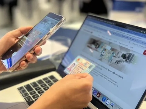 Cảnh báo quan trọng cho chủ thẻ ngân hàng chưa cập nhật căn cước công dân